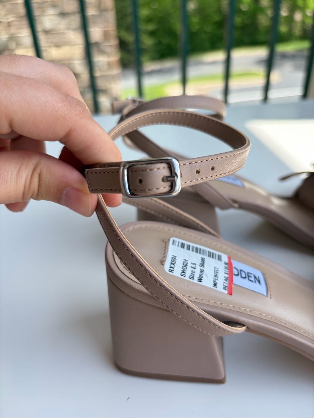 🆕🌺SteveMadden Floral Block Heel Sandals Nude Taupe 3D Flower Dress Heels Size6.5 - Picture 12 of 17